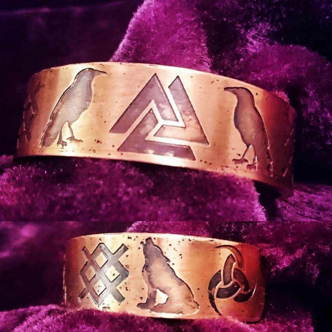 The Legends of Odin Armband Cuff Bracelet available in Bronze or Copper (rune, viking, Norse)