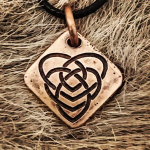 Beautiful Copper Celtic Motherhood Knot Pendent.