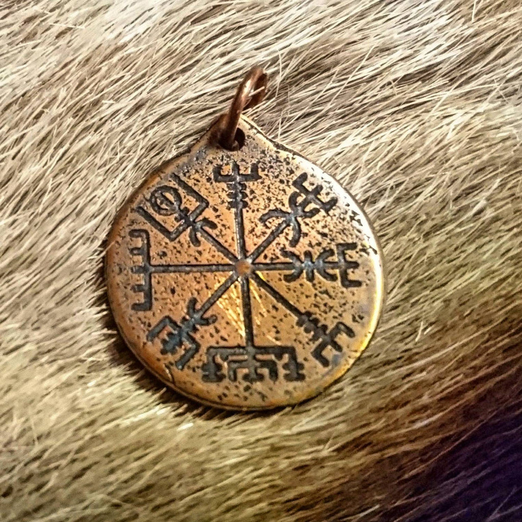 Vegvisir Pendant - Vegvisir Necklace - Icelandic Signpost travel protection Symbol