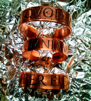 Roman Latin Inspirational Phrase Copper Armband Cuff Bracelet biker rocker