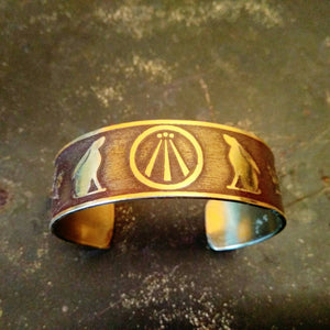 Druid Awen, Hares and Oak Leaf Garland Armband Cuff Bracelet